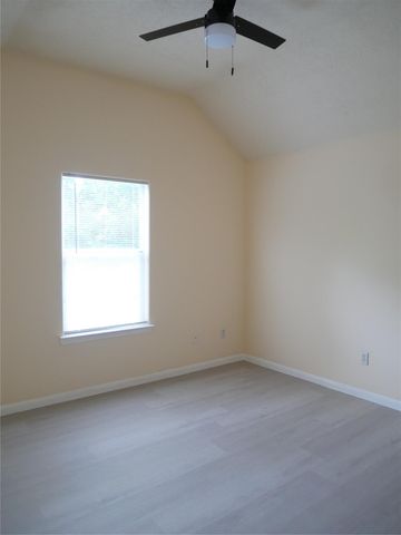 6603 Schambray Street, Houston, TX 77085