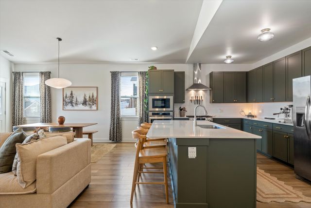 1116 Pebble Run Rd, Hendersonville, TN 37075