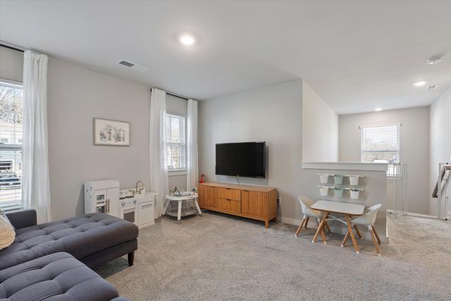 1116 Pebble Run Rd, Hendersonville, TN 37075