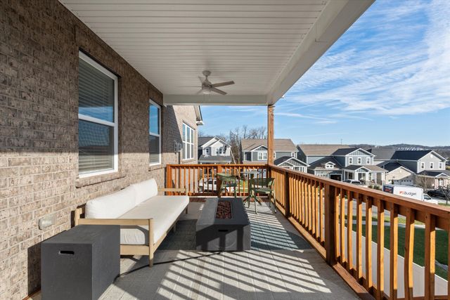 1116 Pebble Run Rd, Hendersonville, TN 37075