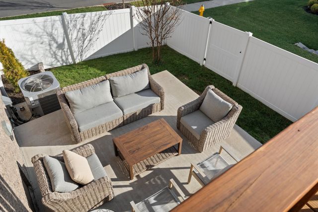 1116 Pebble Run Rd, Hendersonville, TN 37075