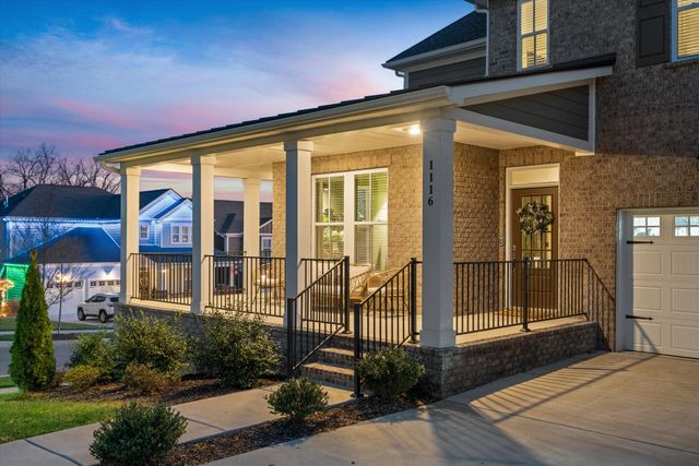 1116 Pebble Run Rd, Hendersonville, TN 37075