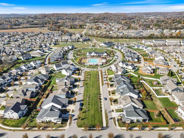 1116 Pebble Run Rd, Hendersonville, TN 37075