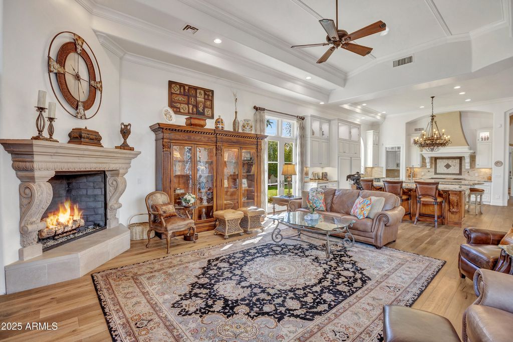 Image 20 of property listing at 7437 N 71ST Street, Paradise Valley, AZ 85253