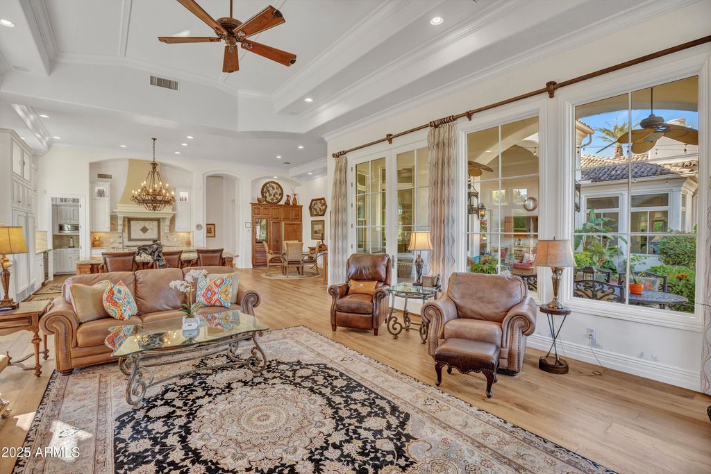 Image 21 of property listing at 7437 N 71ST Street, Paradise Valley, AZ 85253