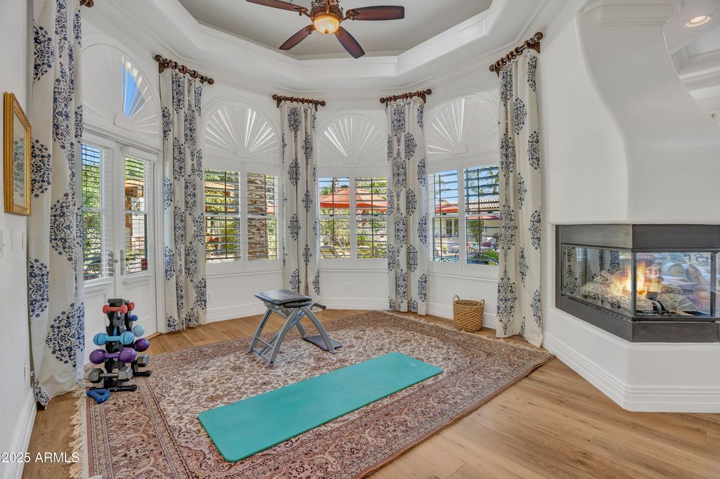 Image 27 of property listing at 7437 N 71ST Street, Paradise Valley, AZ 85253