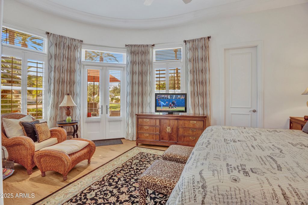 Image 34 of property listing at 7437 N 71ST Street, Paradise Valley, AZ 85253