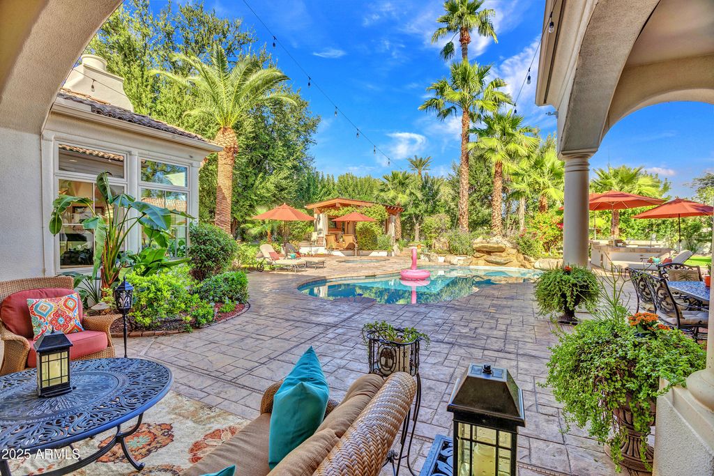 Image 48 of property listing at 7437 N 71ST Street, Paradise Valley, AZ 85253