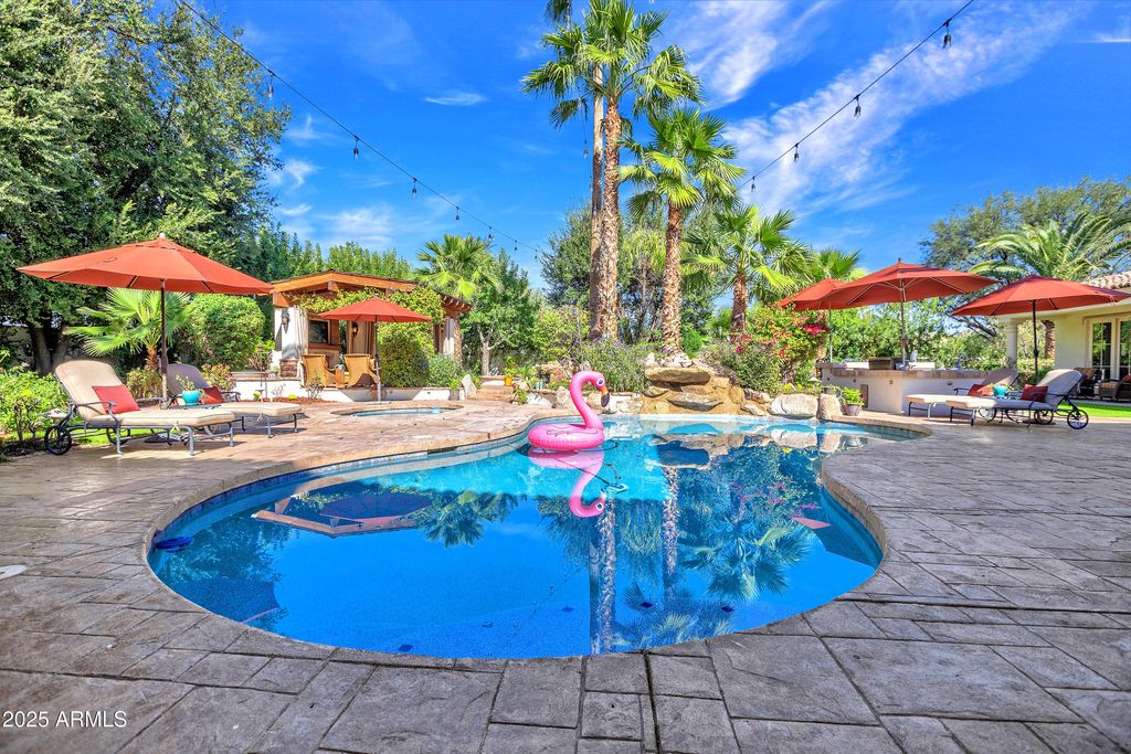 Image 55 of property listing at 7437 N 71ST Street, Paradise Valley, AZ 85253