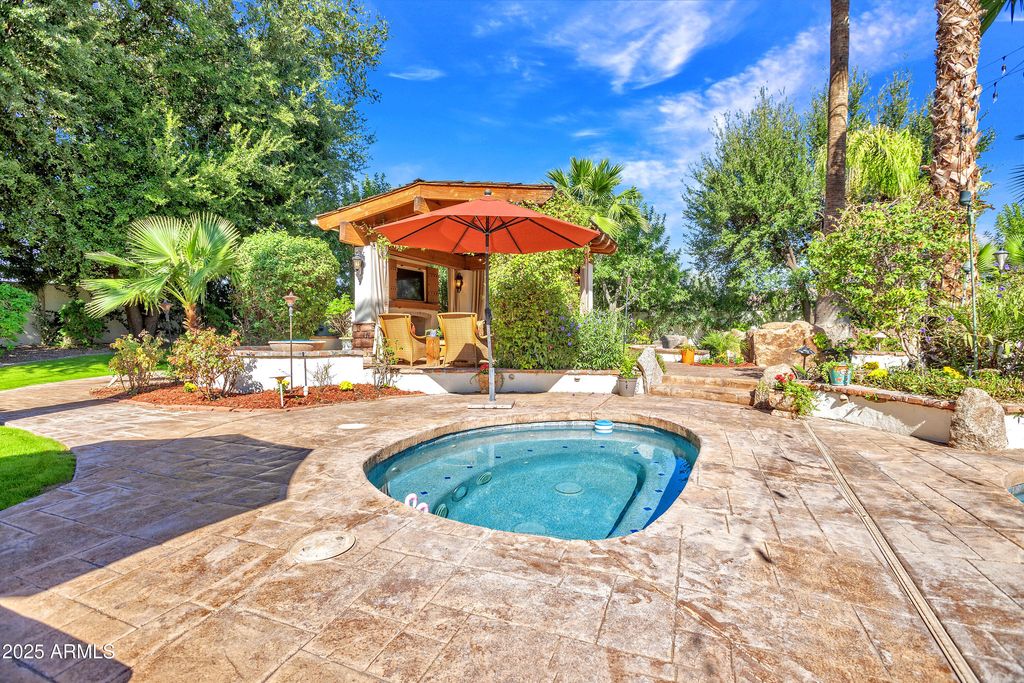 Image 57 of property listing at 7437 N 71ST Street, Paradise Valley, AZ 85253