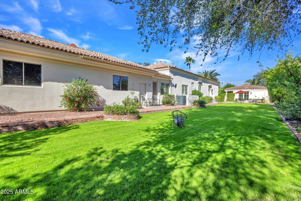 Image 61 of property listing at 7437 N 71ST Street, Paradise Valley, AZ 85253