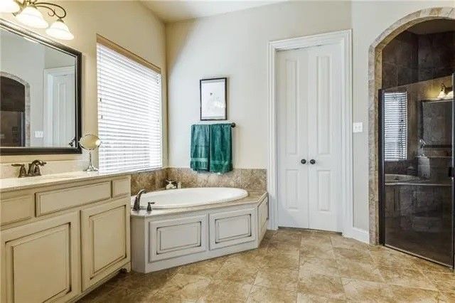 7326 Canadian Drive, Irving, TX 75039