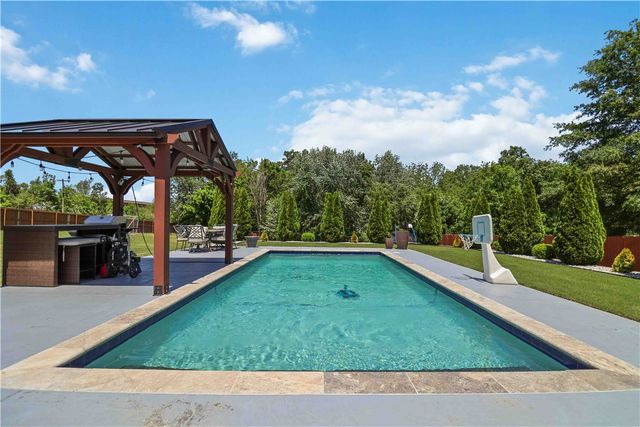 2764 Charismatic Avenue, Springdale, AR 72762