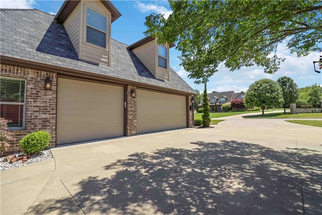 2764 Charismatic Avenue, Springdale, AR 72762