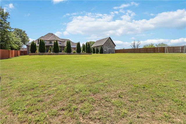 2764 Charismatic Avenue, Springdale, AR 72762