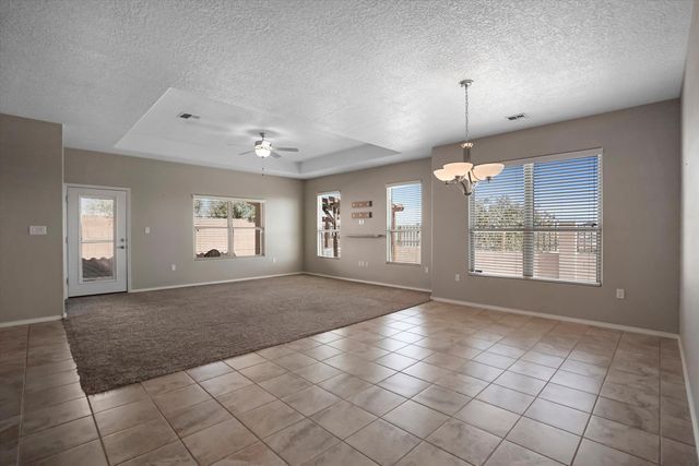 1860 Camino Corona SW, Los Lunas, NM 87031