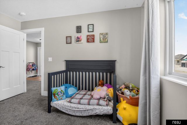 1653 Stonewood Avenue, Grand Island, NE 68803