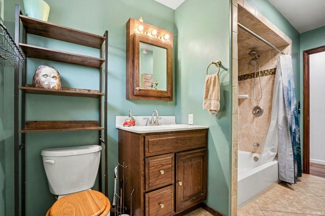 3119 Council Oak Drive, South Bend, IN 46628