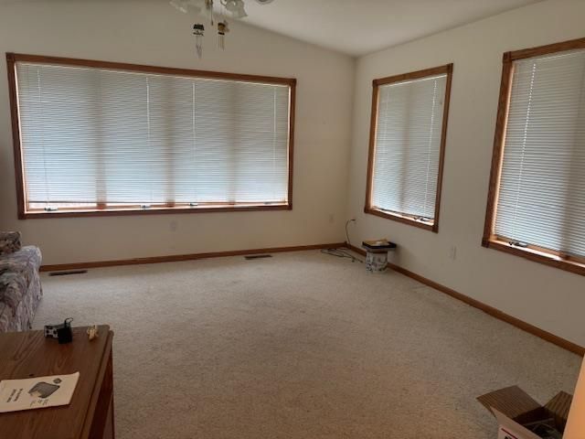 5520 County Road U, Potosi, WI 53820