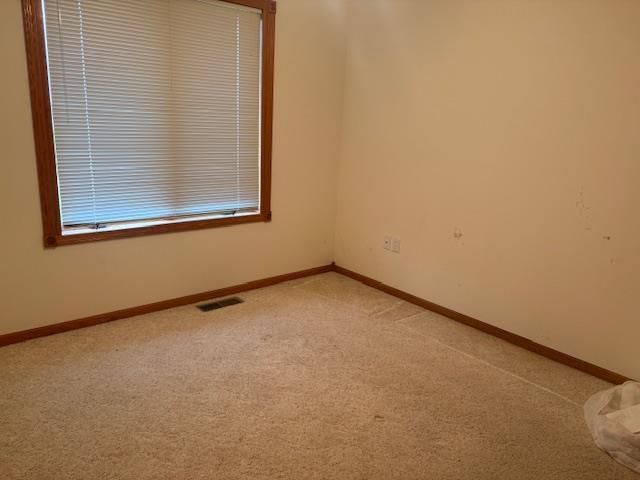 5520 County Road U, Potosi, WI 53820