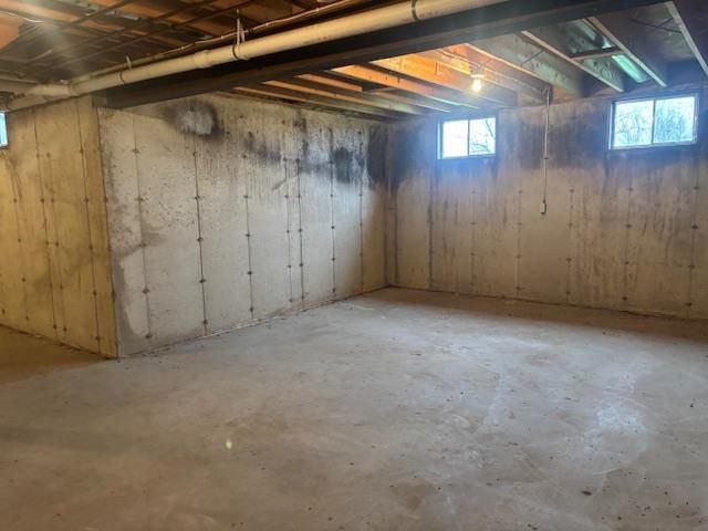 5520 County Road U, Potosi, WI 53820