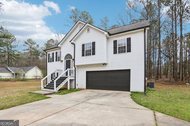 45 Corn Row Court, Newnan, GA 30263