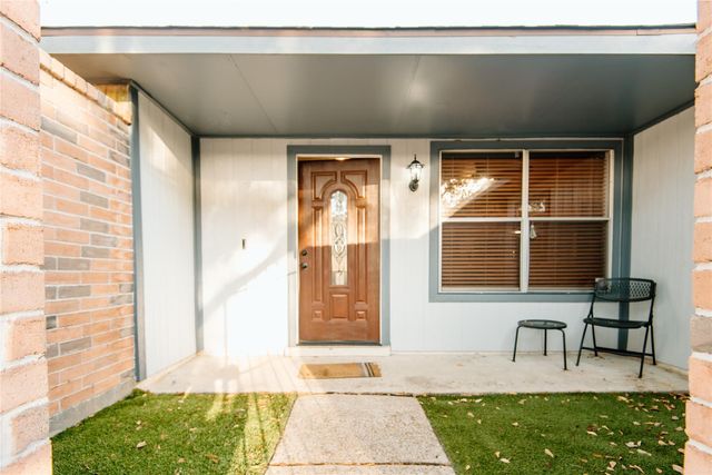 21734 Nickerton Lane, Spring, TX 77388