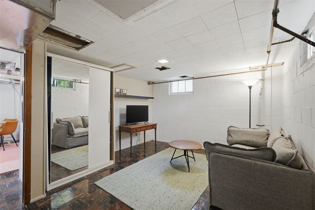 1101 Miner Street, Ann Arbor, MI 48103