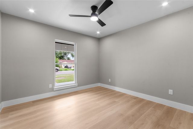2649 Easter Avenue, Dallas, TX 75216