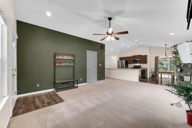 122 Emerald Drive, Porter, IN 46304