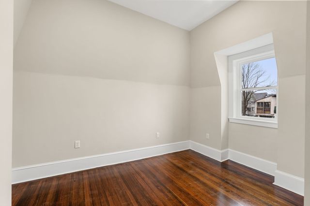 10 King St 2, Boston, MA 02122