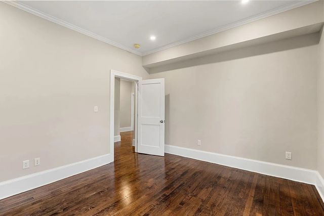 10 King St 2, Boston, MA 02122