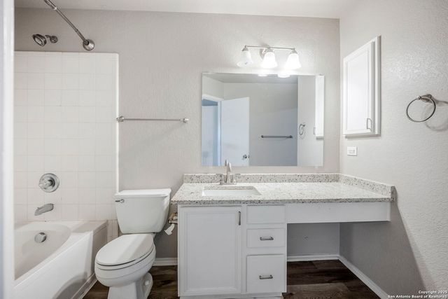 10115 Shady Meadows, San Antonio, TX 78245