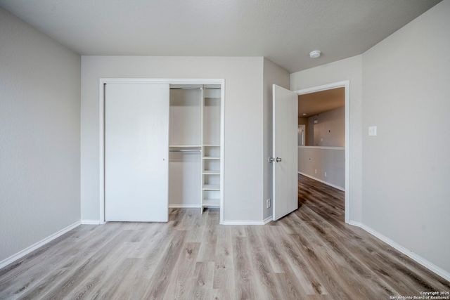 10115 Shady Meadows, San Antonio, TX 78245