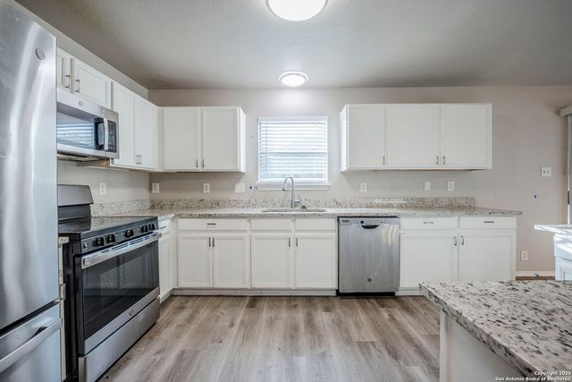 10115 Shady Meadows, San Antonio, TX 78245