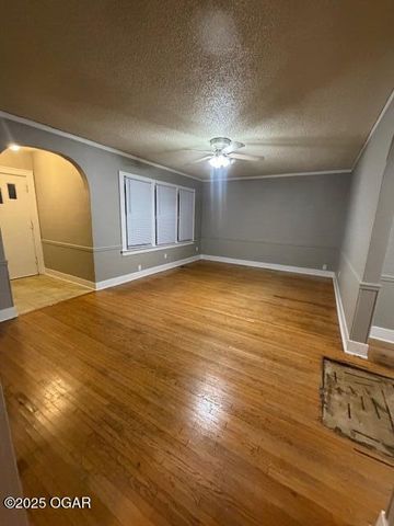 505 S Porter Avenue, Joplin, MO 64801