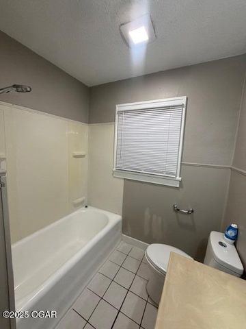 505 S Porter Avenue, Joplin, MO 64801