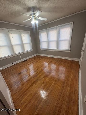 505 S Porter Avenue, Joplin, MO 64801