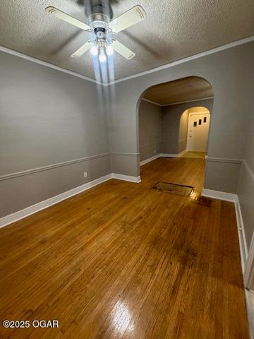 505 S Porter Avenue, Joplin, MO 64801