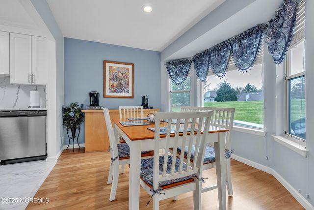 28 Aspen Avenue, Englishtown, NJ 07726