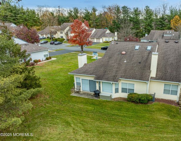 28 Aspen Avenue, Englishtown, NJ 07726