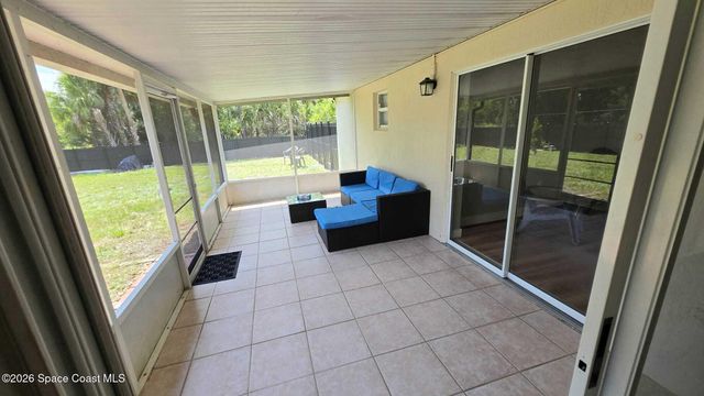 580 Harrisburg Street SW, Palm Bay, FL 32908