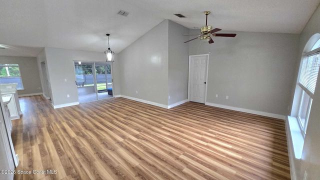 580 Harrisburg Street SW, Palm Bay, FL 32908