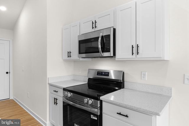 749 LAKEVIEW DR, Colonial Beach, VA 22443