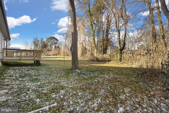 749 LAKEVIEW DR, Colonial Beach, VA 22443