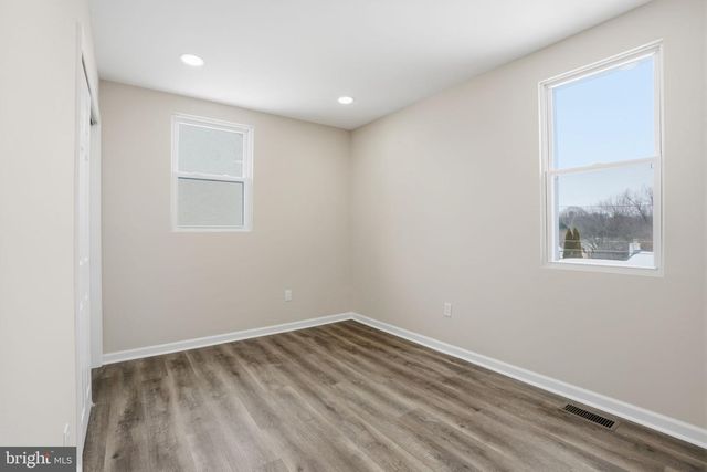 513 SMITHFIELD AVE, Philadelphia, PA 19116