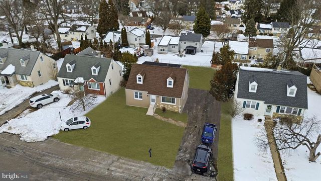 513 SMITHFIELD AVE, Philadelphia, PA 19116