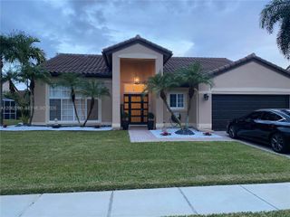 19334 NW 12th St, Pembroke Pines, FL 33029