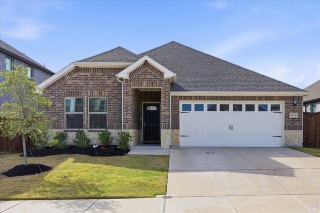 5632 Santa Elena Court, Fort Worth, TX 76126