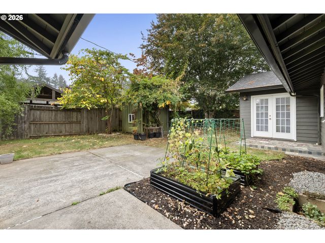 12904 Ne Wasco St, Portland, OR 97230